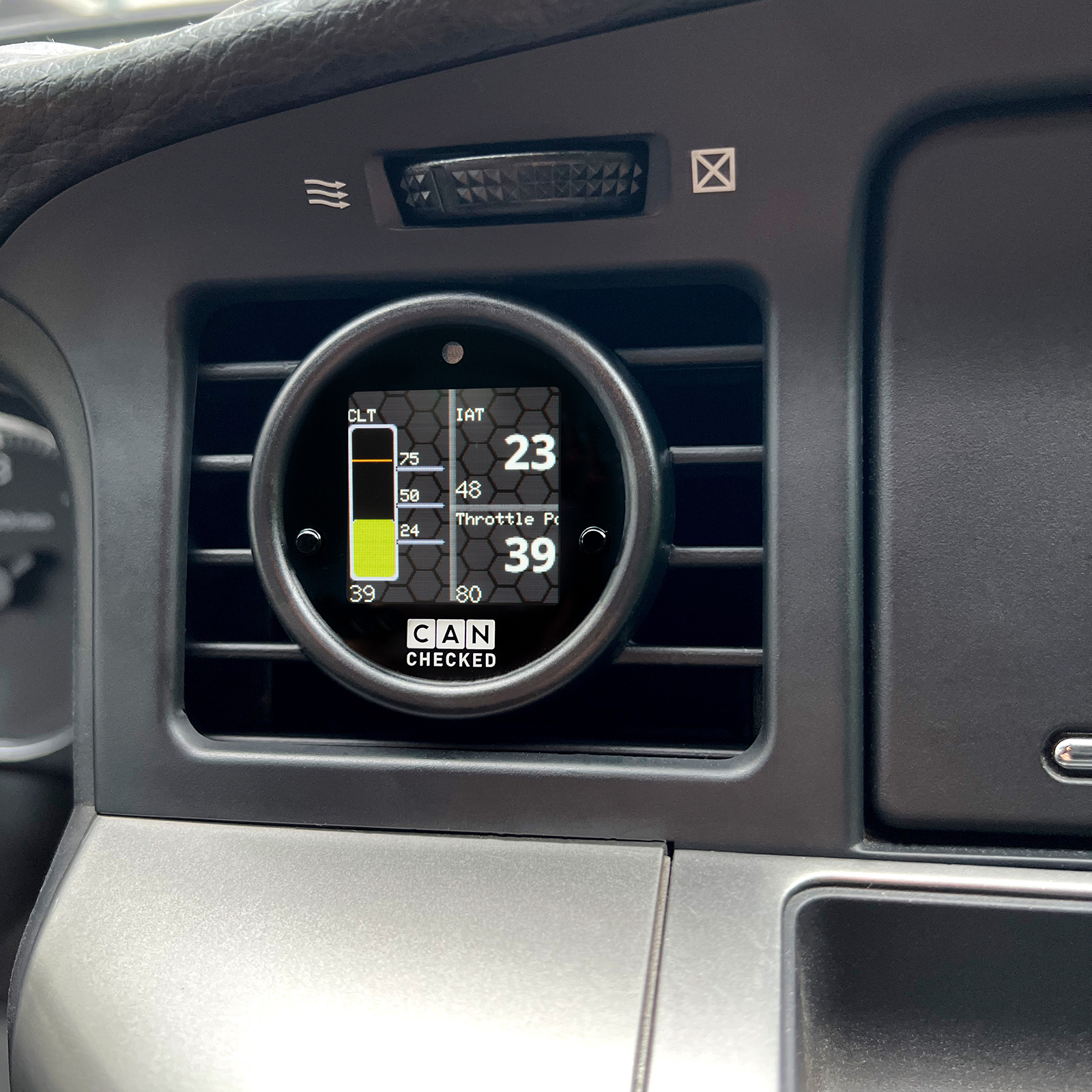 CANchecked Display MFD15 Gen2 für Nissan Patrol GYG1 LHD 1997-2013