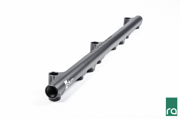 Second image of Kraftstoffverteiler für Nissan RB25DET Top Feed Conversion Radium Engineerign